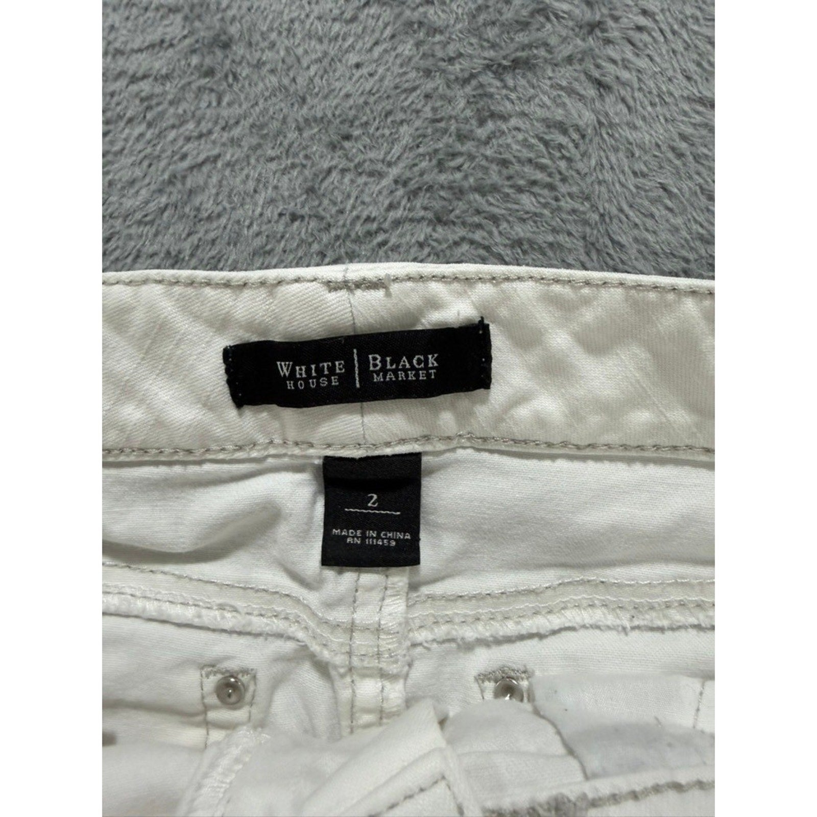 White House Black Market Denim Mini Skirt Women Size 2 White Floral Stretch