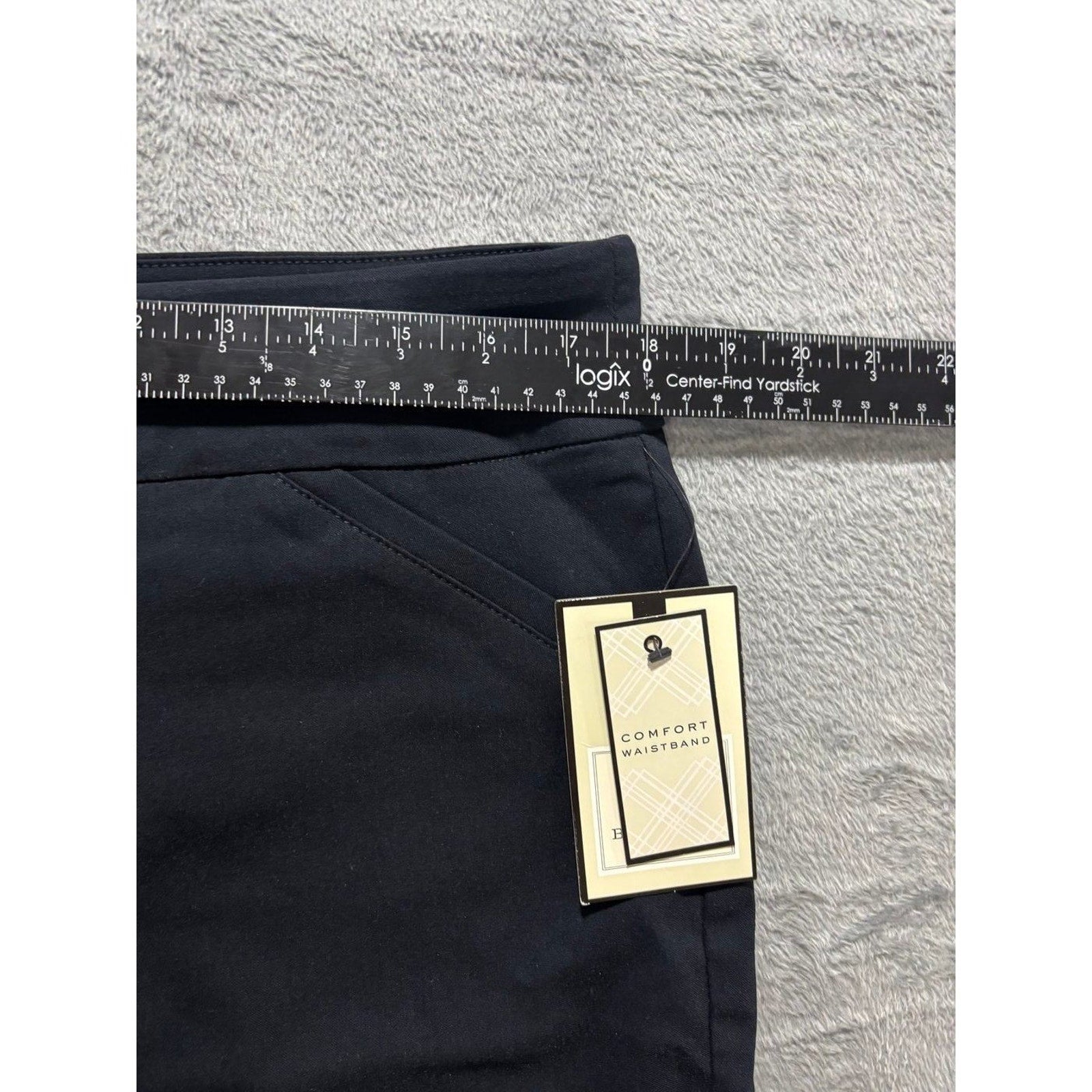 Dana Buchman L Black Shorts Womens Casual Athleisure Comfort Waistband NEW