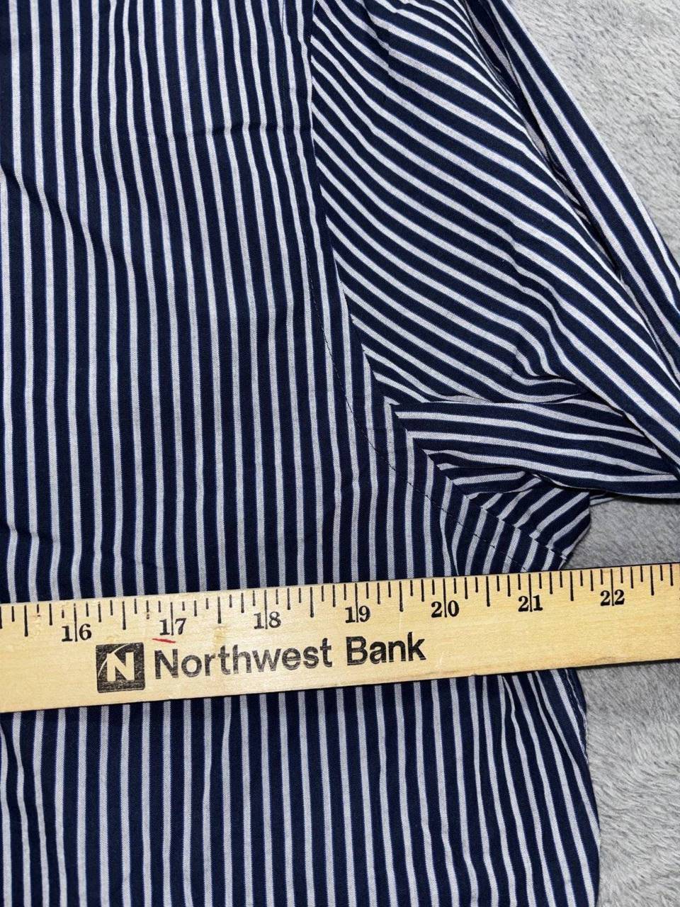 Express Men's Navy White Striped Dress Shirt Size L, photo 4 of 9