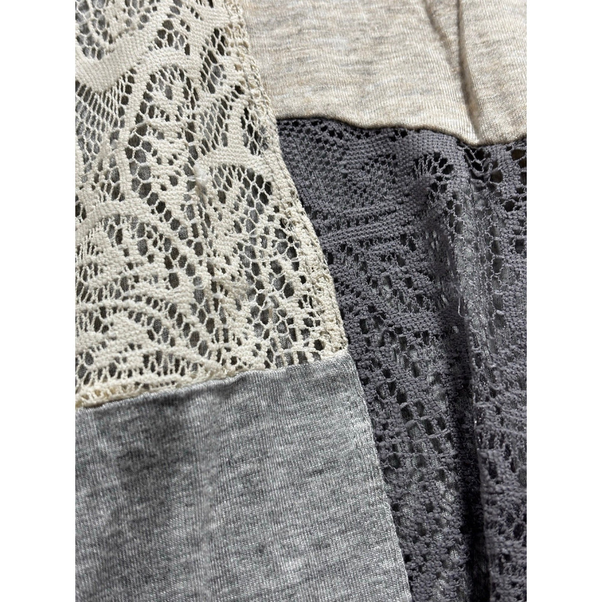 Democracy S Gray Patchwork Lace V-Neck Tunic Top Womens Boho Casual Cozy