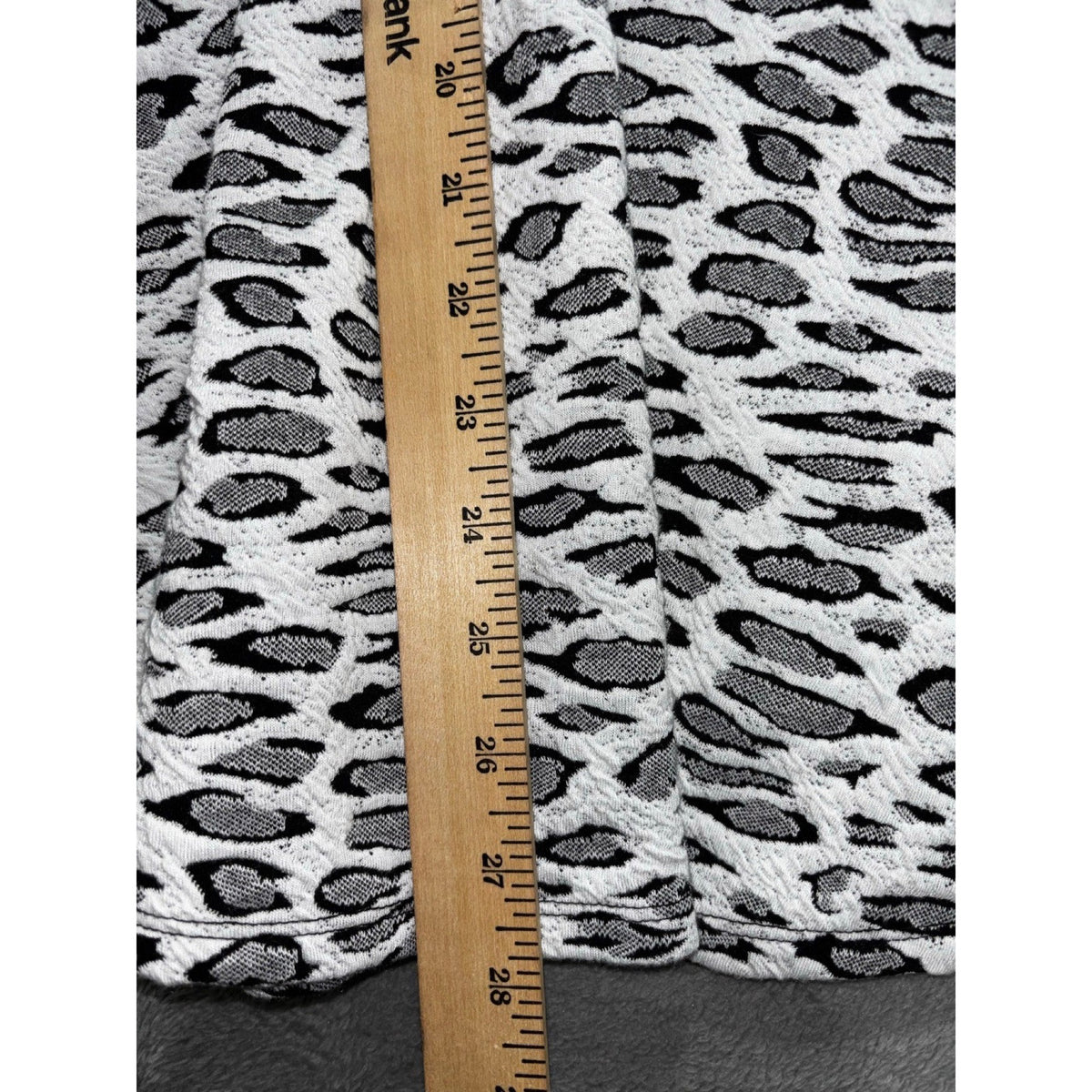 Wet Seal XS White Gray Leopard Skater Dress Womens Casual