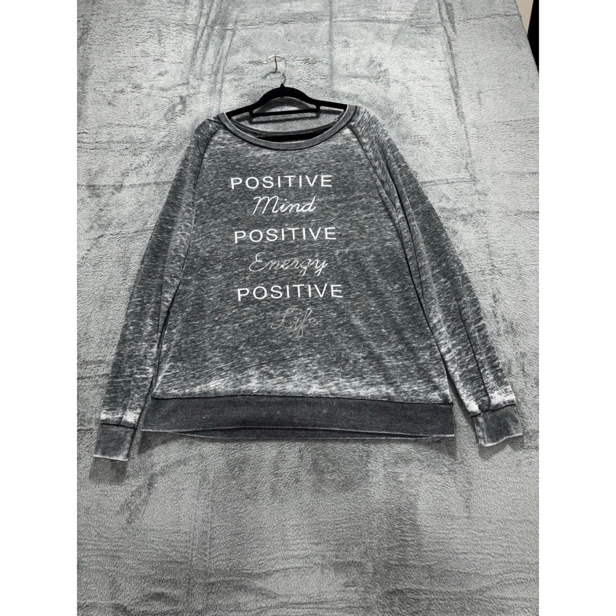 Miken Flow Womens L Gray Positive Mind Energy Life Graphic Sweatshirt Casual