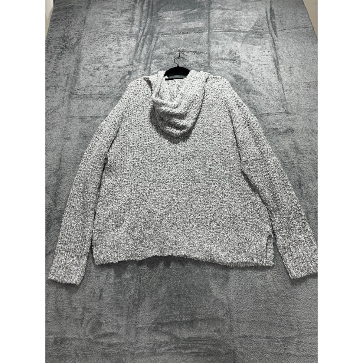 Absolutely Famous XL Gray Womens Pullover Hoodie Sweater Cozy Casual Relaxed Fit