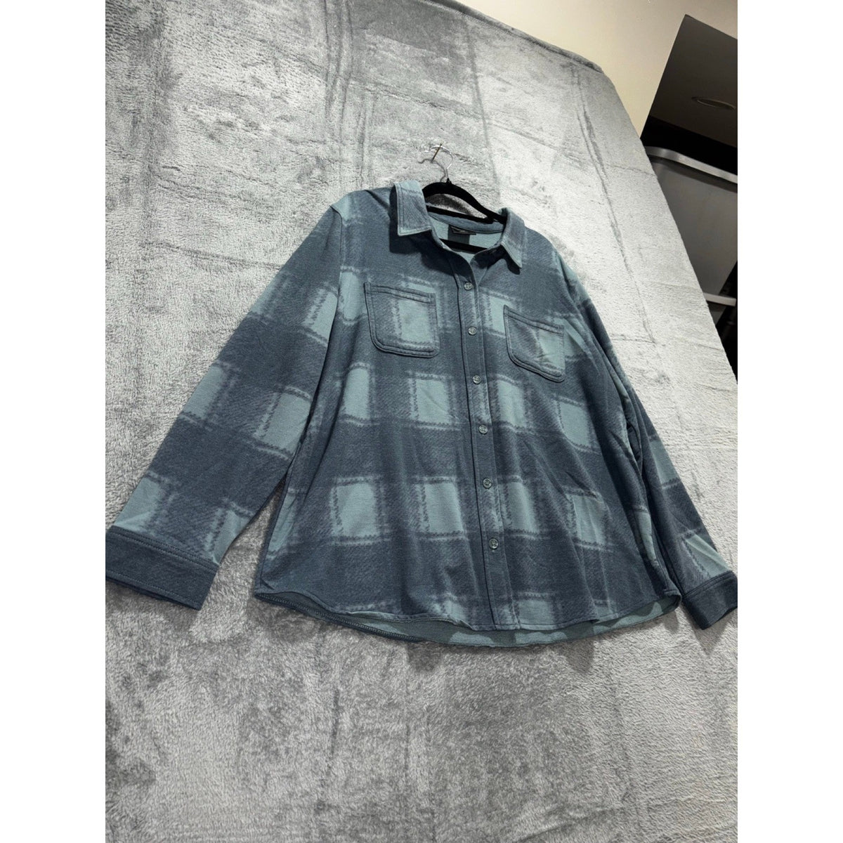 32 Degrees Heat XL Blue Plaid Fleece Shirt Womens Cozy Shacket