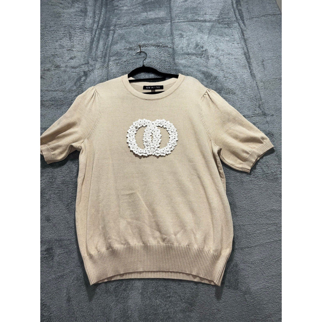 Sew In Love XL Tan Womens Short Sleeve Sweater Top Floral Applique Preppy Casual