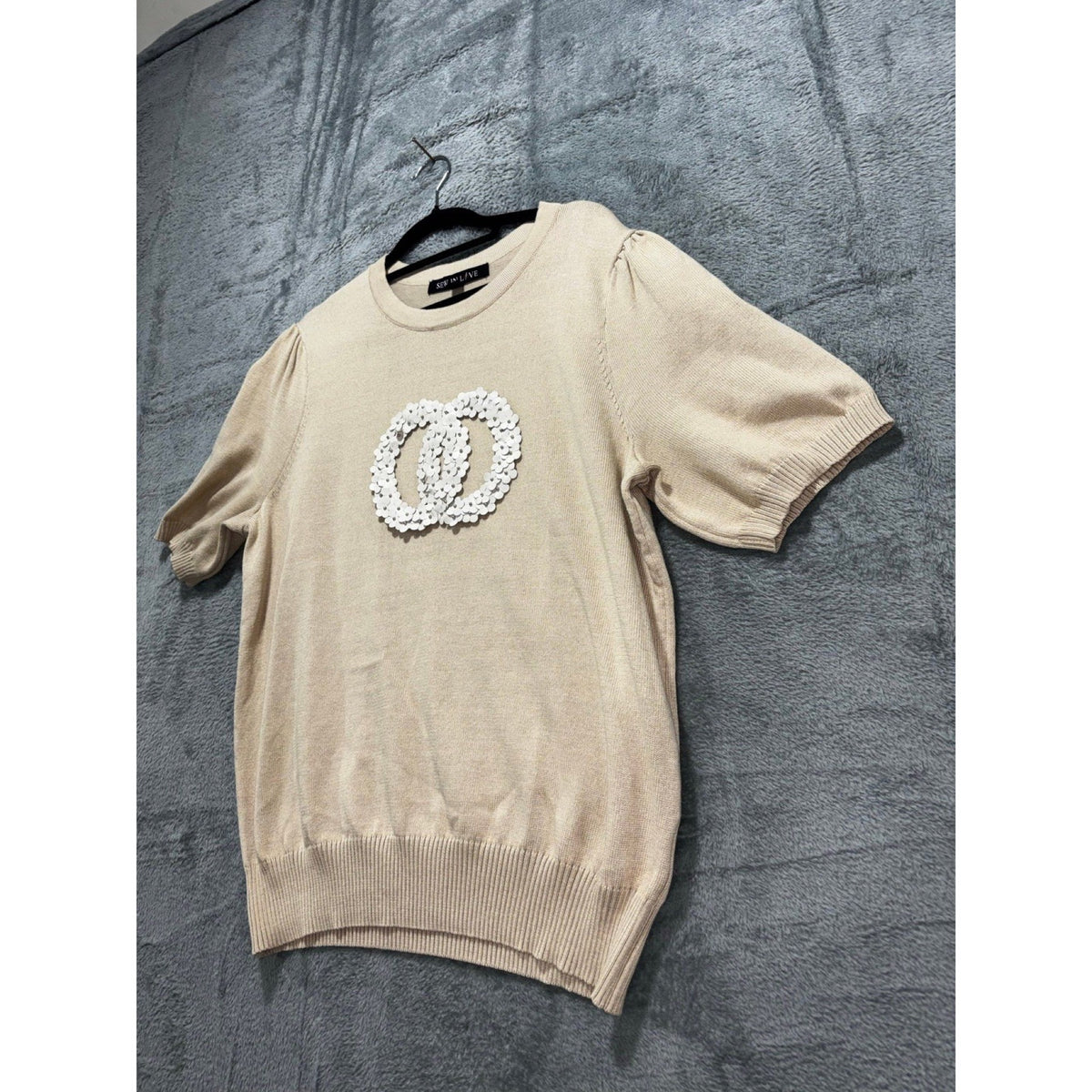 Sew In Love XL Tan Womens Short Sleeve Sweater Top Floral Applique Preppy Casual