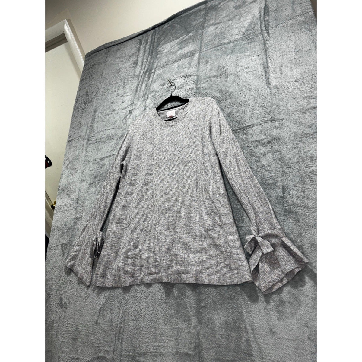 Isabel Maternity by Ingrid & Isabel L Gray Bell Sleeve Knit Sweater Womens Top
