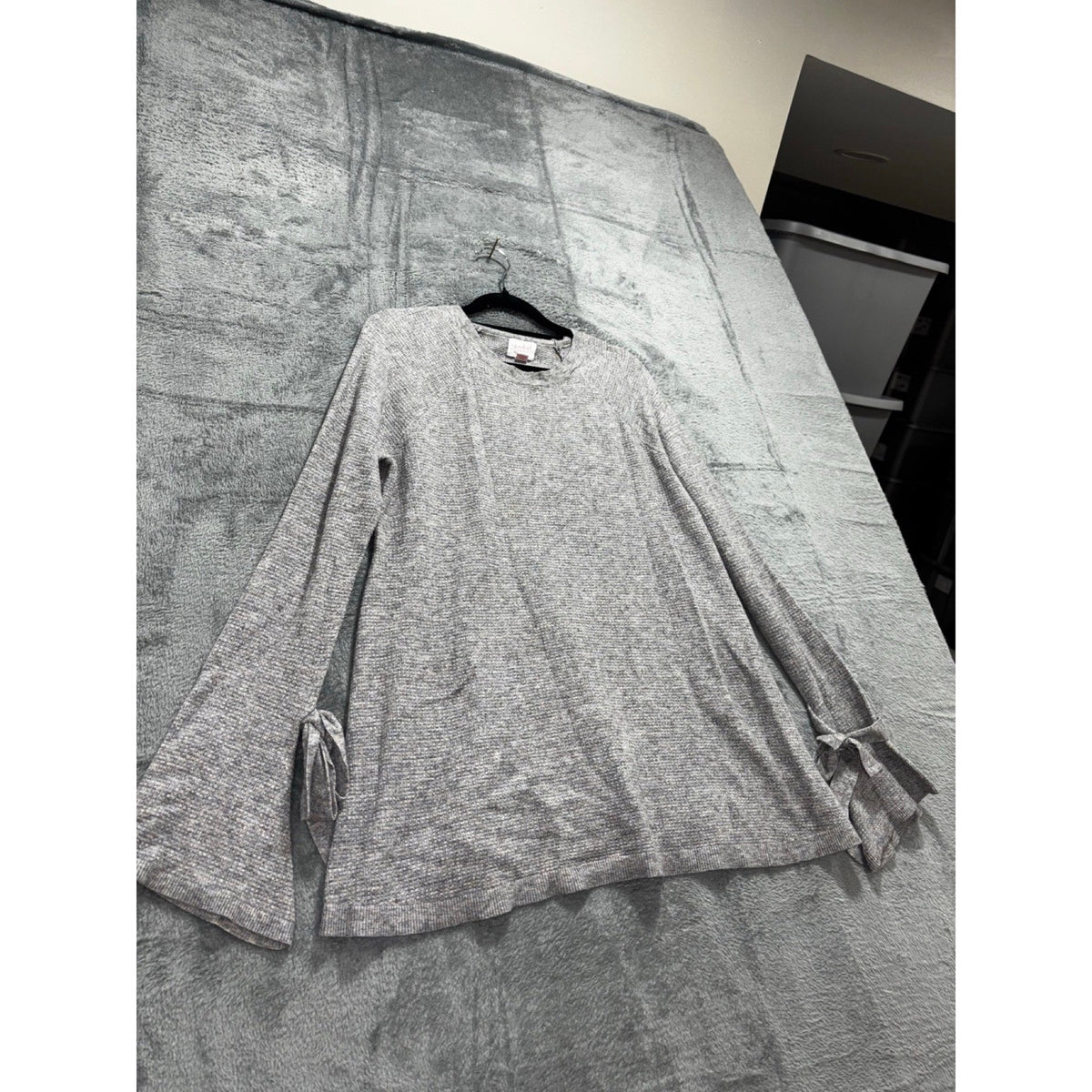 Isabel Maternity by Ingrid & Isabel L Gray Bell Sleeve Knit Sweater Womens Top