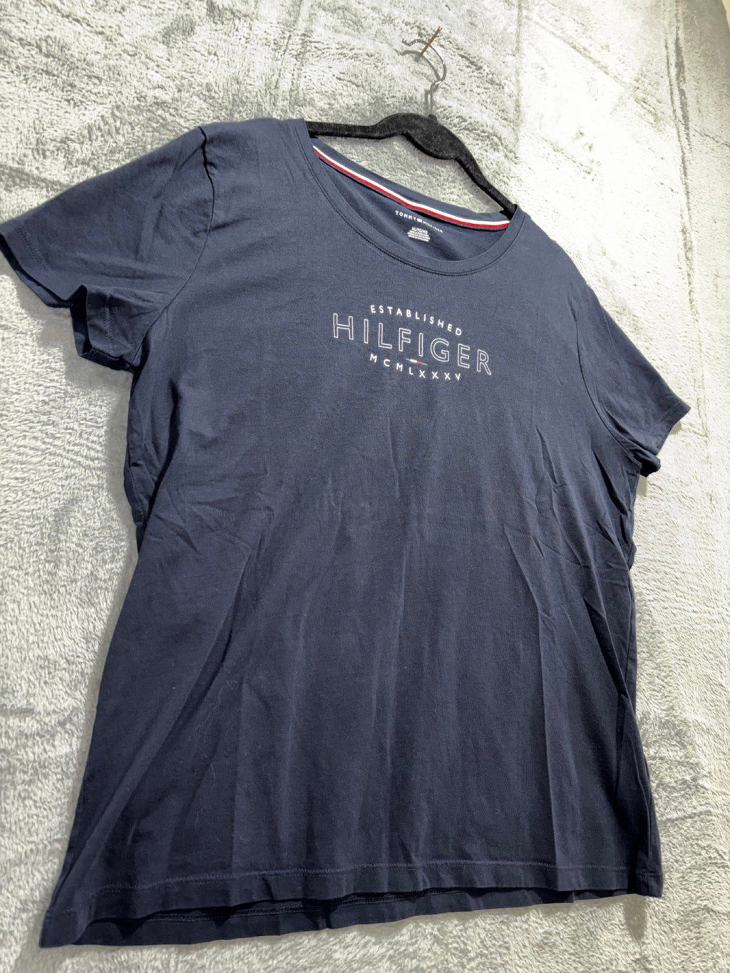 Tommy Hilfiger Womens XL Navy Red Graphic Tee Bundle Lot of 2 Casual Preppy