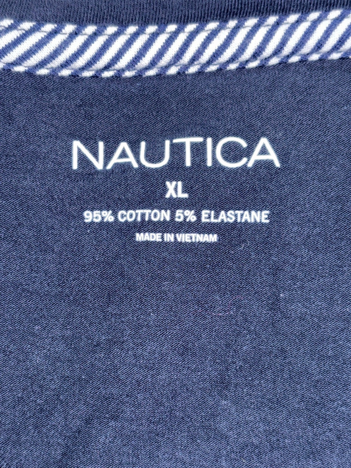 Nautica Womens XL Navy Blue V-Neck Tee Casual Preppy