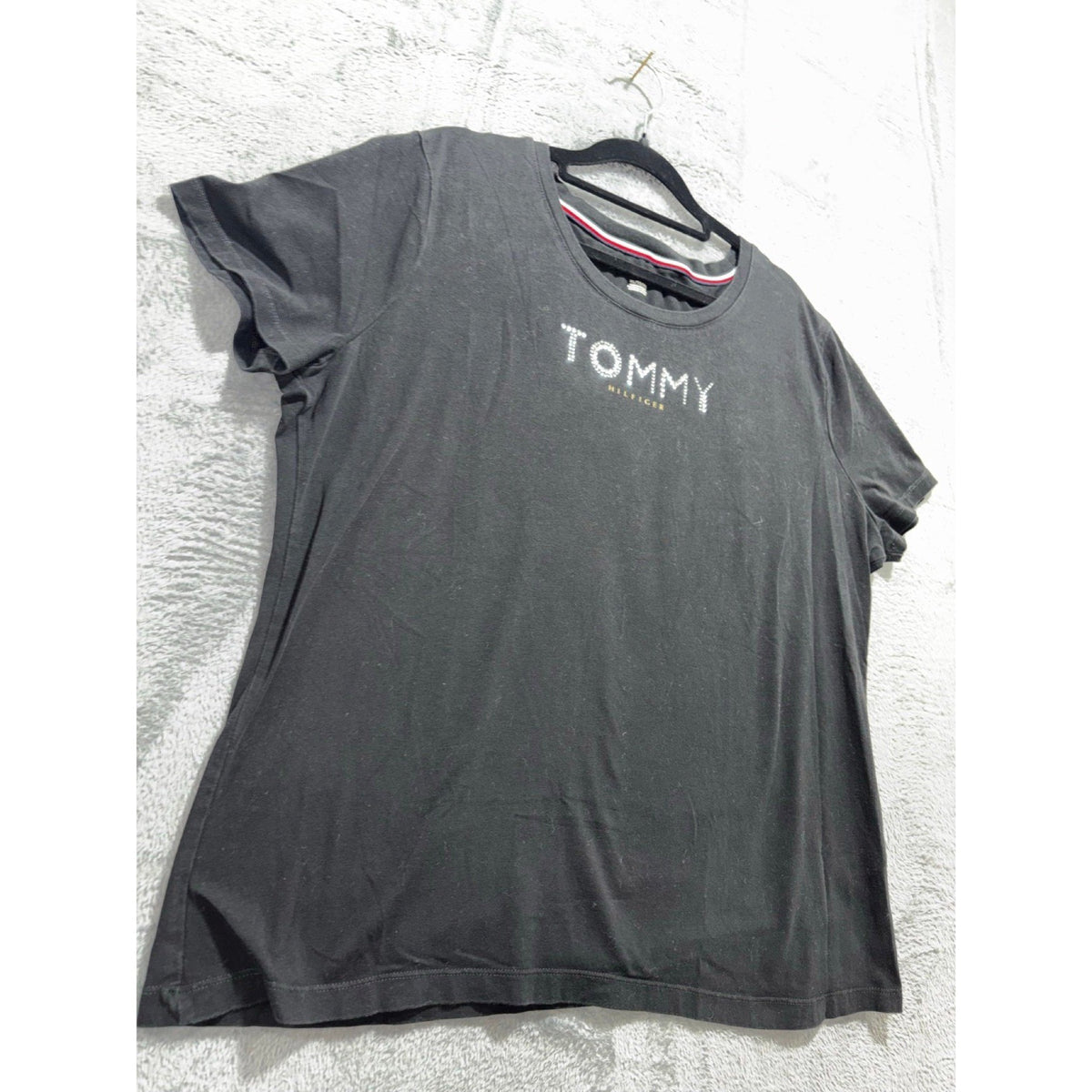 Tommy Hilfiger XL Black Crewneck Short Sleeve Tee Casual Athleisure
