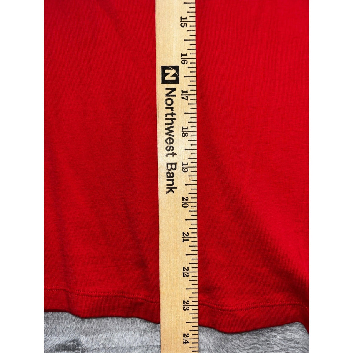Tommy Hilfiger XL Red Womens Cold Shoulder Short Sleeve Tee Shirt Preppy Casual