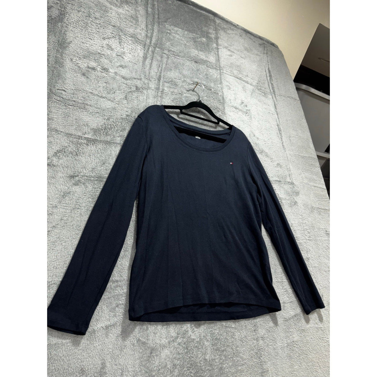 Tommy Hilfiger L Navy Blue Womens Long Sleeve Crewneck Tee Casual Preppy Shirt