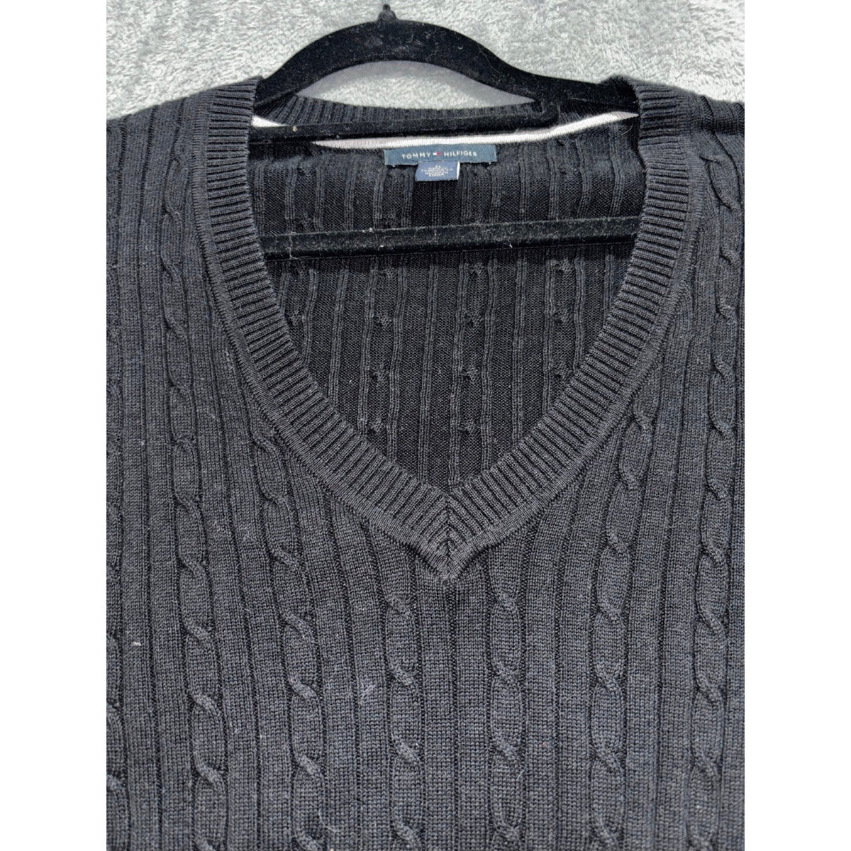Tommy Hilfiger M Black Cable Knit V-Neck Sweater Womens Preppy Casual
