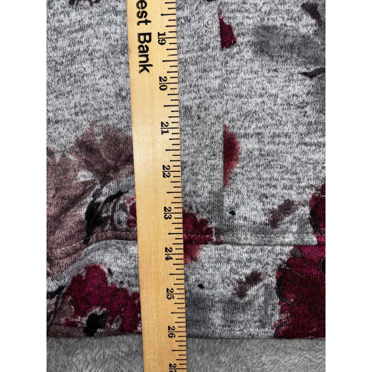 Ellen Tracy L Womens Gray Burgundy Floral V-Neck Sweater Boho Casual Cozy