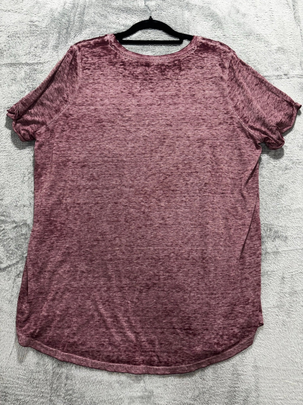 Joei & i Womens 1X Burgundy Heather Rhinestone Cross Tee Casual Boho