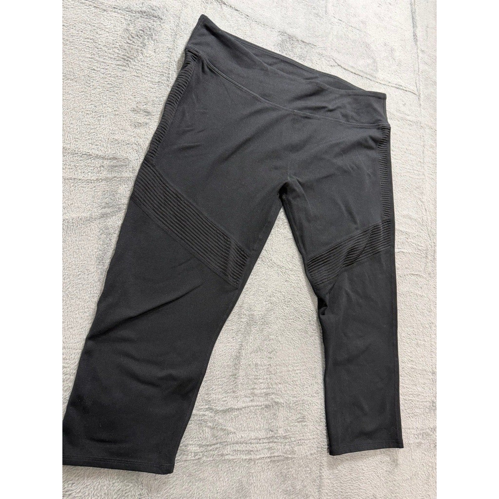 Fabletics XXL Black Moto Ribbed Capri Leggings High Waist Compression Gym