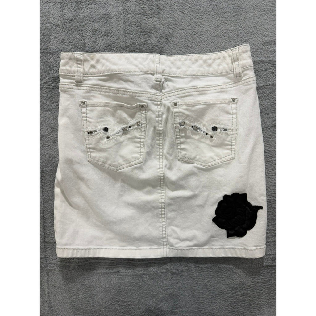 White House Black Market Denim Mini Skirt Women Size 2 White Floral Stretch