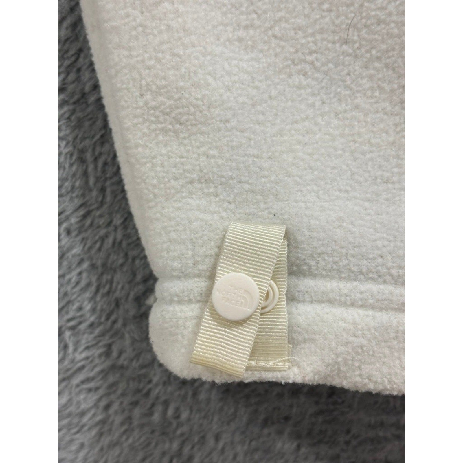 The North Face Womens L Cream Fleece Full Zip Jacket Casual Cozy Athleisure
