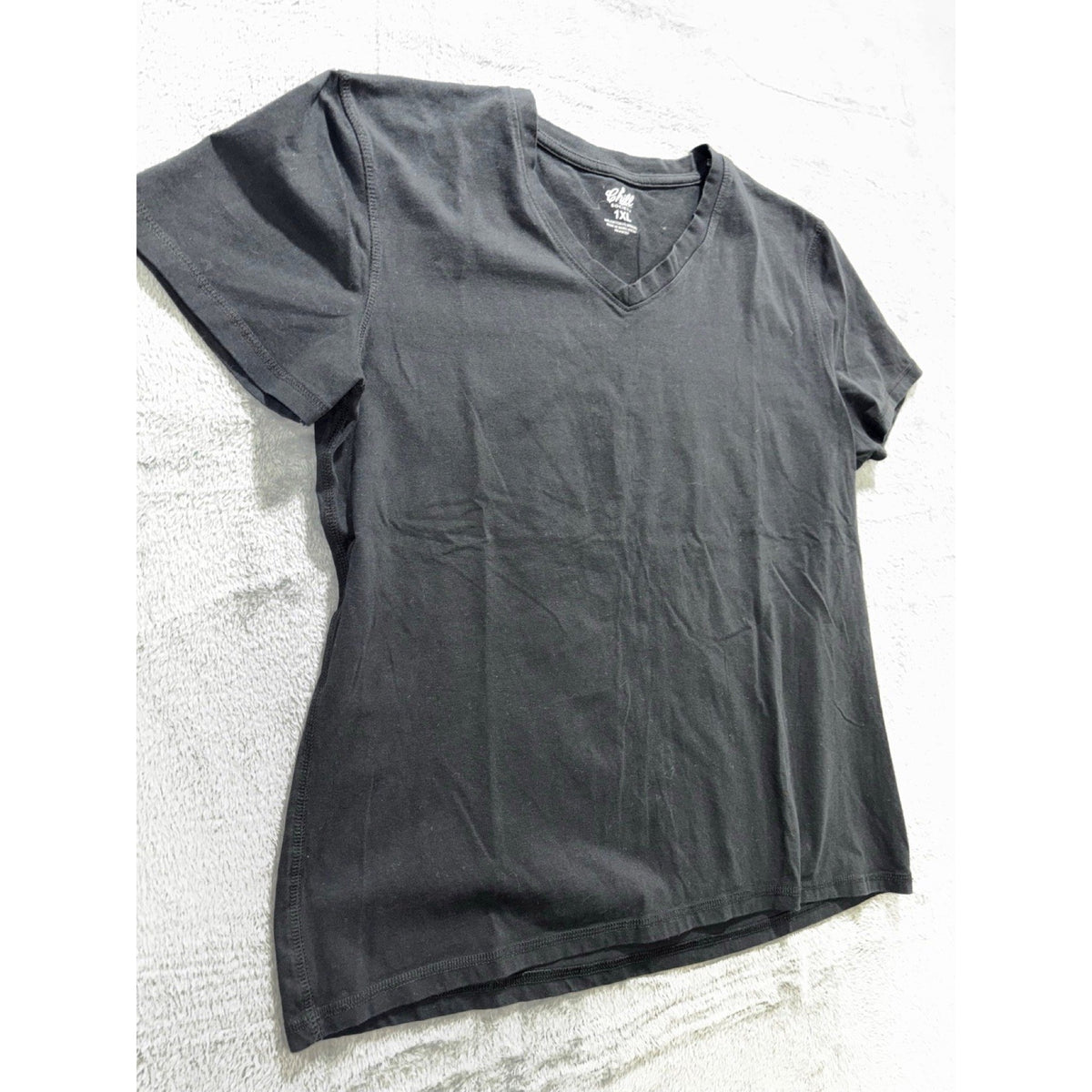 Chill Society Womens 1XL Black V-Neck Tee Casual Athleisure Short Sleeve T-Shirt