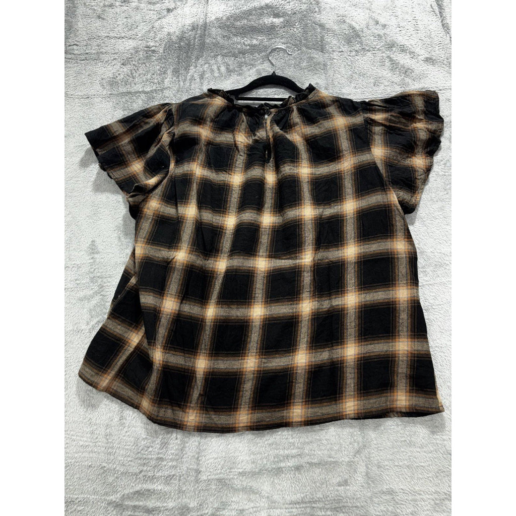 Time and Tru Womens XL Lot of 2 Tops Plaid Flutter Sleeve Top Black Tee Casual