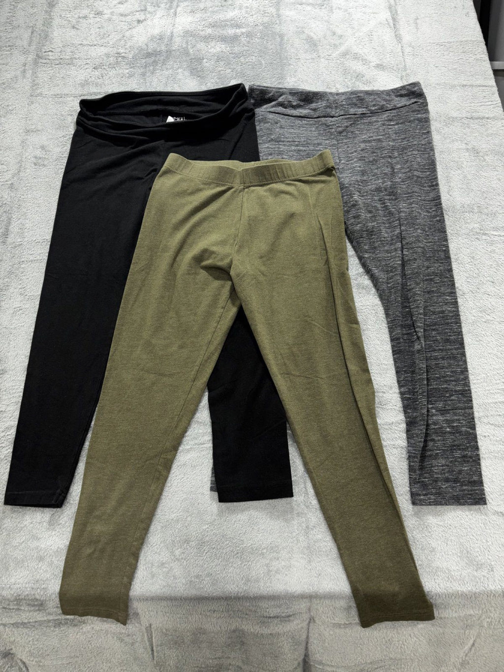 Time and Tru SO Womens L Leggings Bundle 3 Pairs Black Gray Olive Athleisure