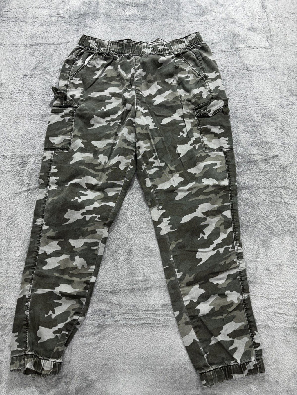 Justice Girls 18 Plus Olive Camo Cargo Joggers Casual Cozy