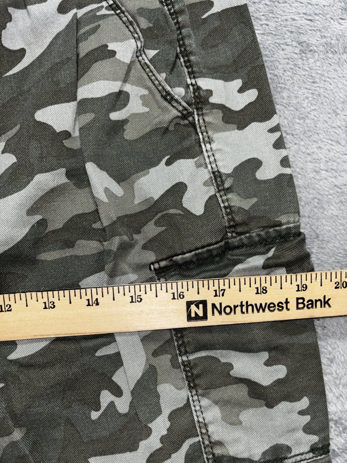 Justice Girls 18 Plus Olive Camo Cargo Joggers Casual Cozy