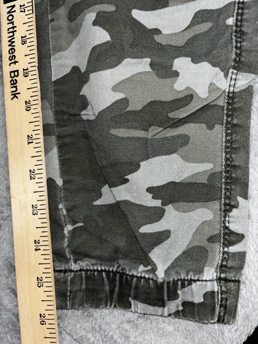 Justice Girls 18 Plus Olive Camo Cargo Joggers Casual Cozy