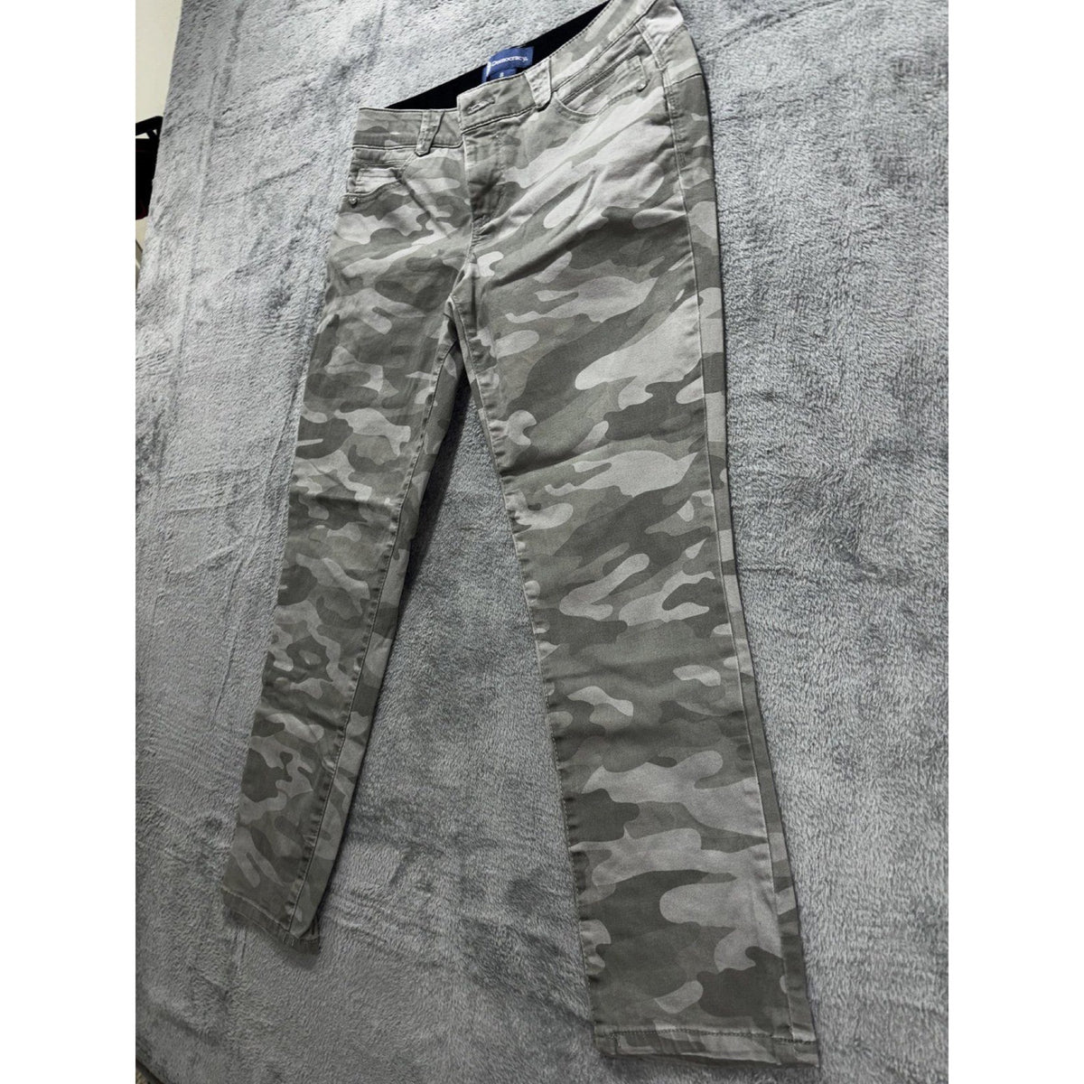 Democracy Womens 8 Gray Camo Skinny Pants Casual Athleisure