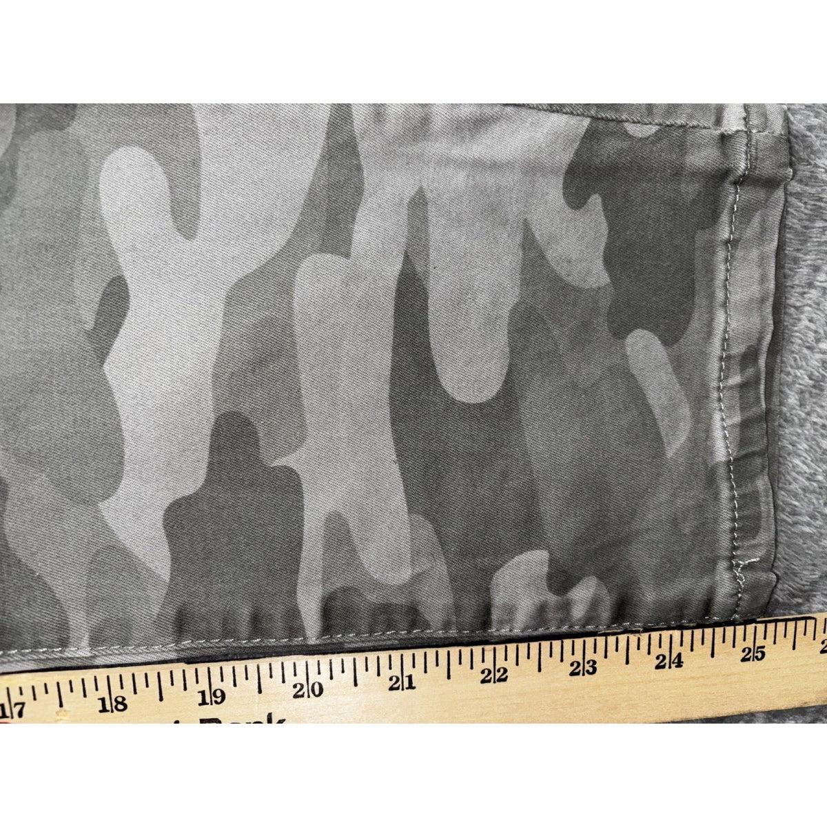 Democracy Womens 8 Gray Camo Skinny Pants Casual Athleisure