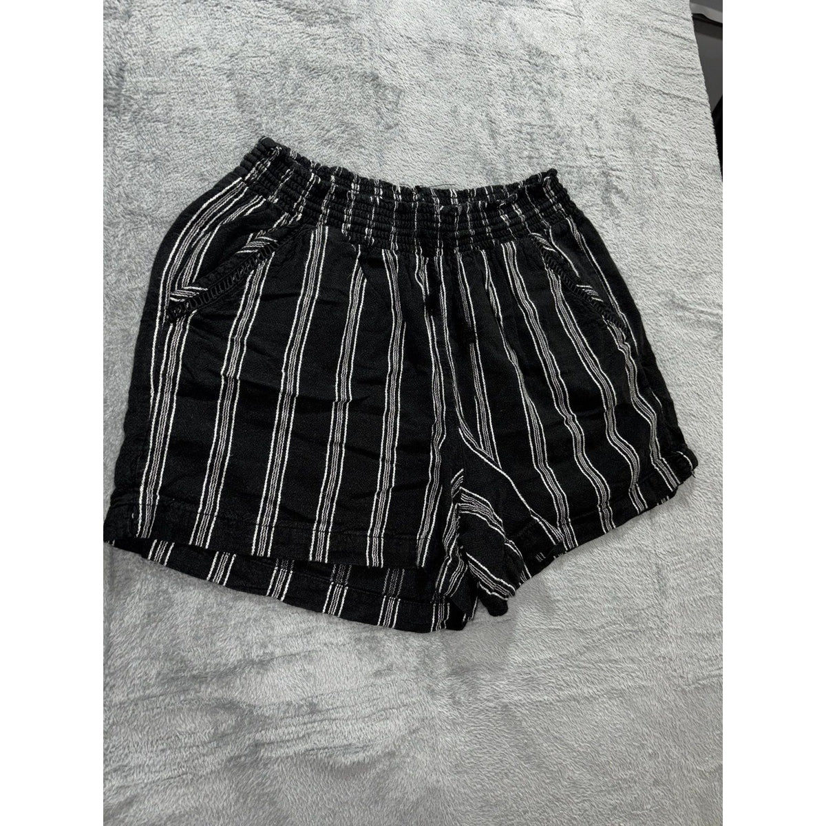 Briggs Womens XL Black White Striped Pull On Linen Blend Shorts Casual Coastal