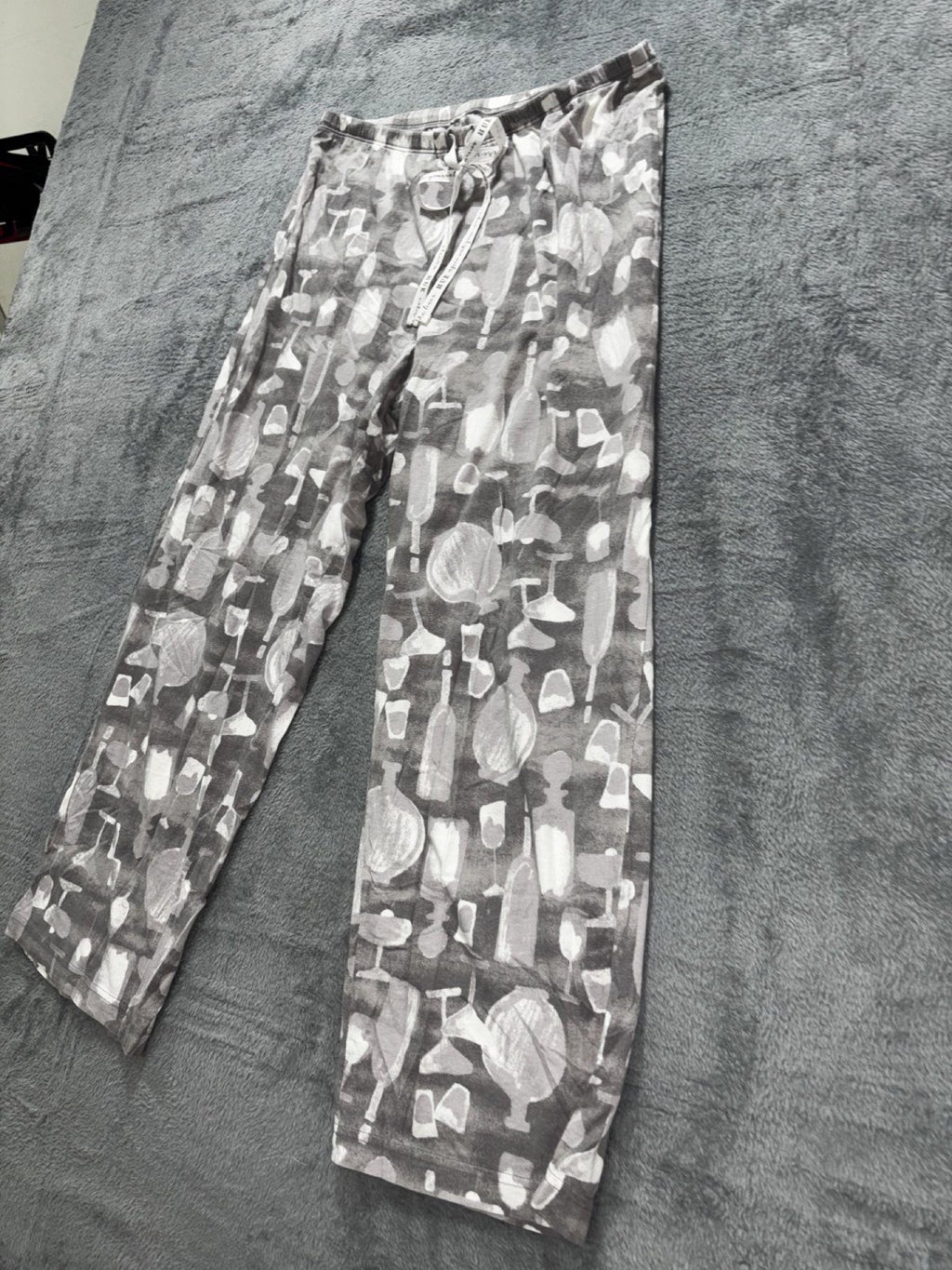 HUE Womens M Gray White Wine Glass Print Pajama Pants Cozy Casual