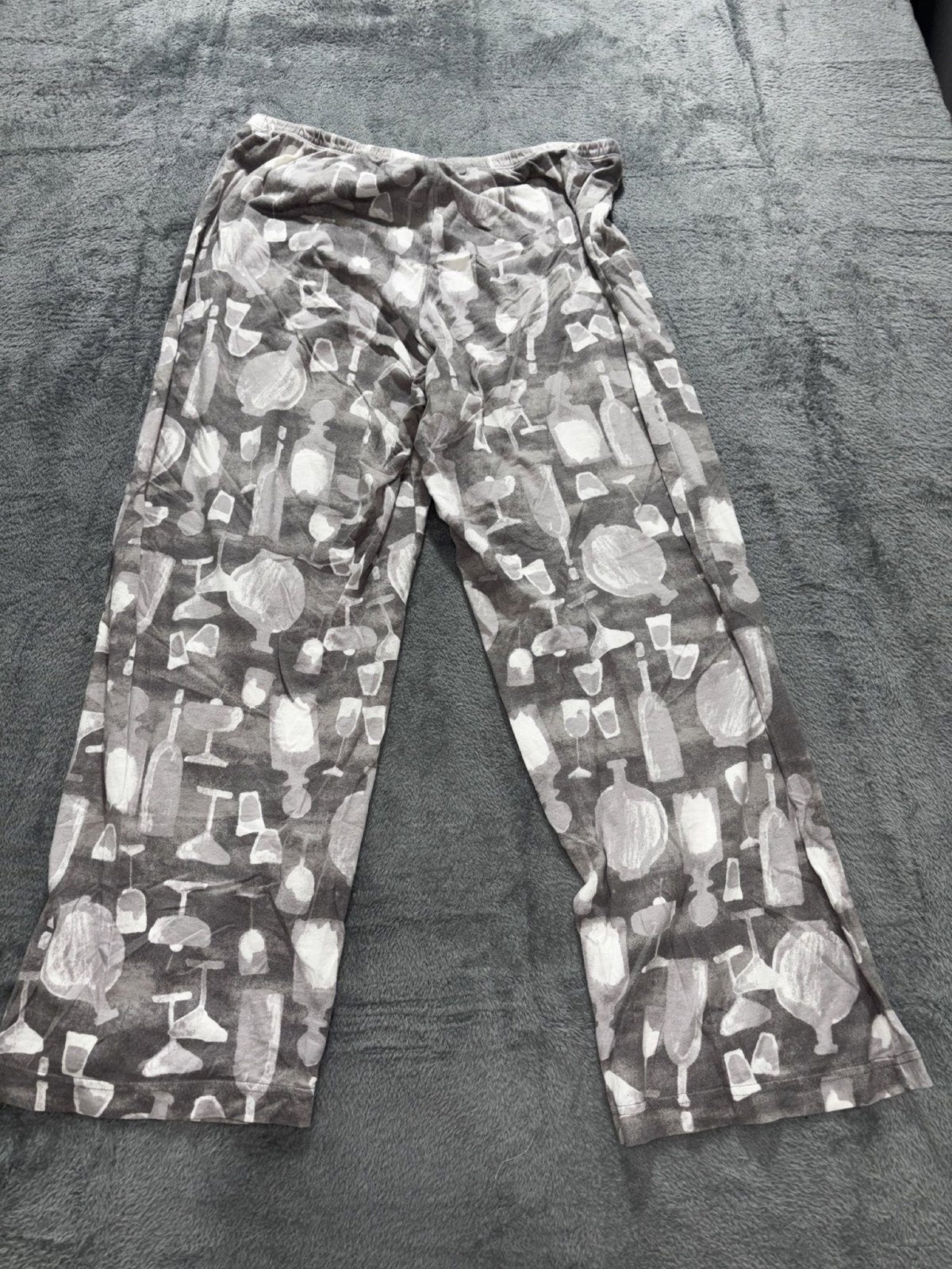 HUE Womens M Gray White Wine Glass Print Pajama Pants Cozy Casual