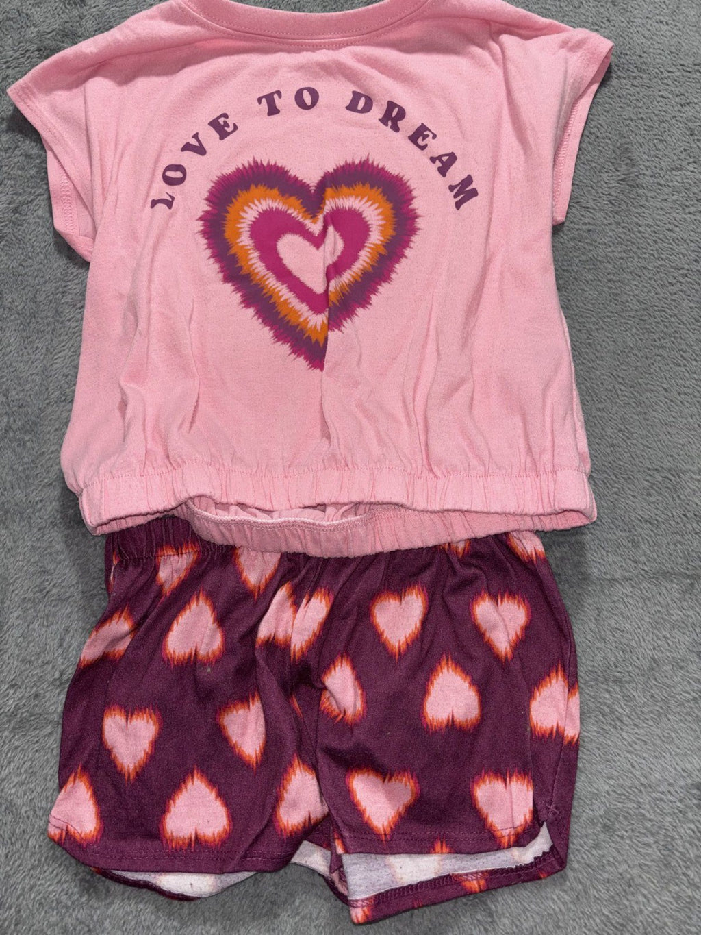 Wonder Nation Girls Sizes 6 to 6X 4 Piece Outfit Bundle Carter's Tees Shorts