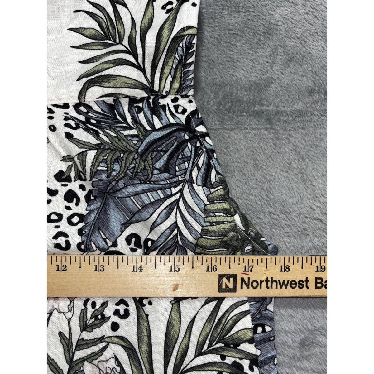 Tahari Womens M White Green Tropical Print Sleeveless Shift Dress Boho Coastal