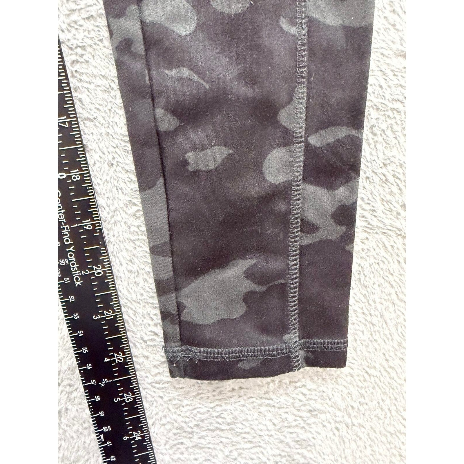 Danskin Womens S Black Camo High Rise Leggings Side Pockets Athleisure Casual