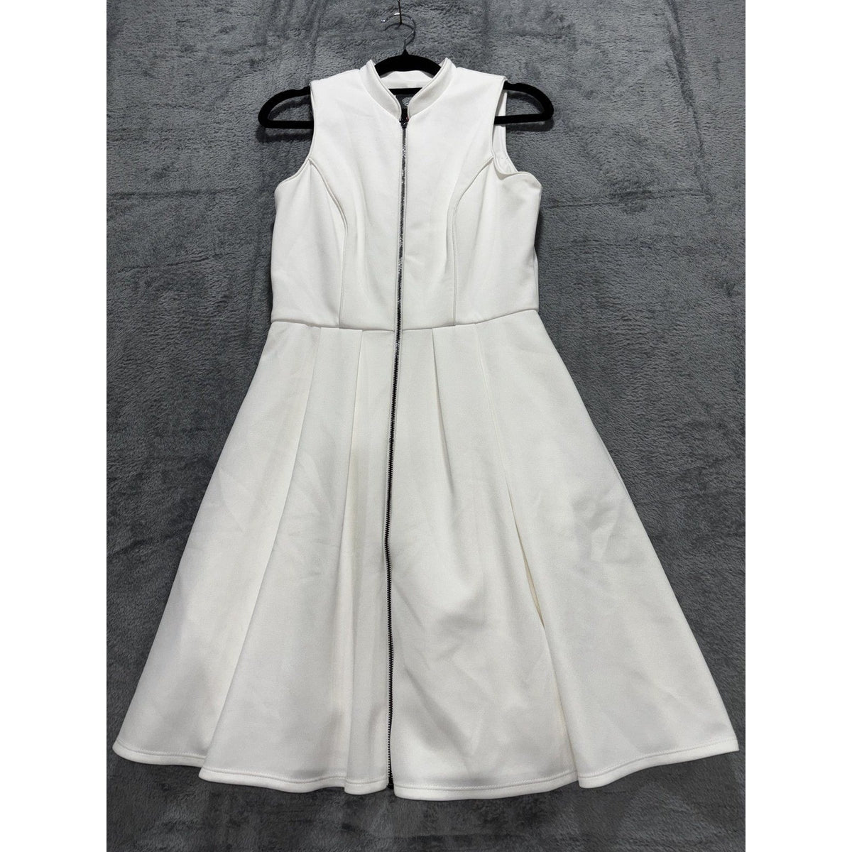 Vince Camuto Womens 2 White Sleeveless Fit and Flare Dress Zip Front Minimalist