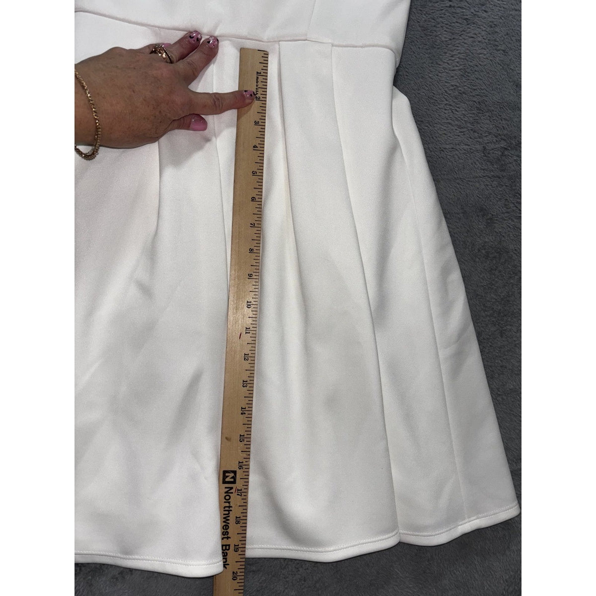 Vince Camuto Womens 2 White Sleeveless Fit and Flare Dress Zip Front Minimalist