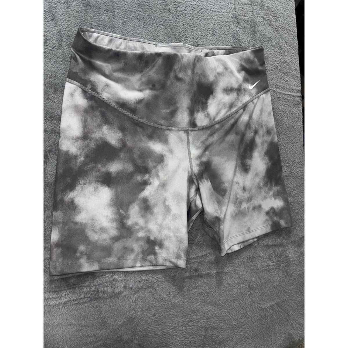 Nike Womens 1X Gray Tie Dye Dri-FIT Bike Shorts Athleisure Active