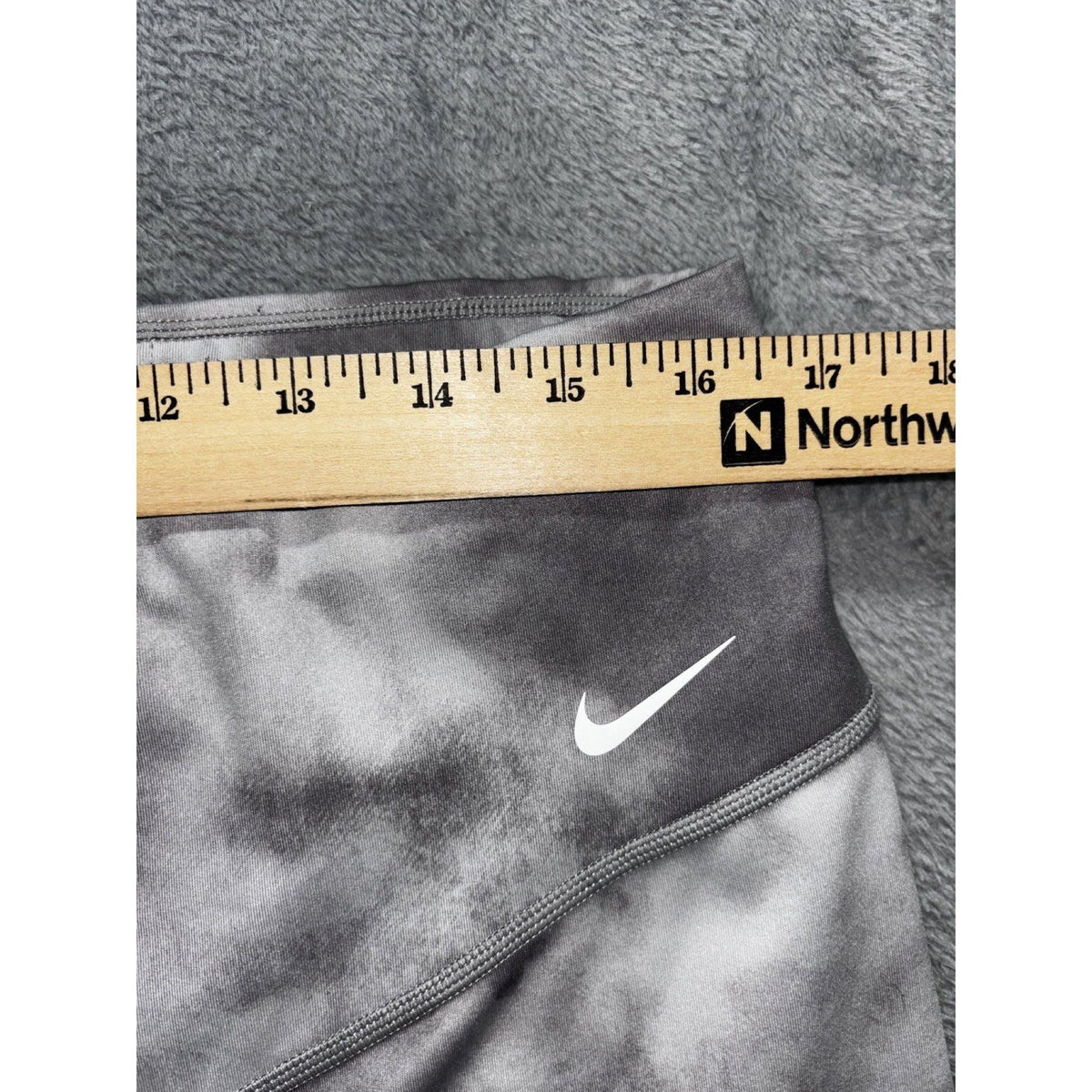 Nike Womens 1X Gray Tie Dye Dri-FIT Bike Shorts Athleisure Active