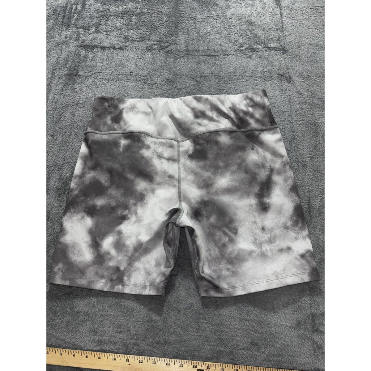 Nike Womens 1X Gray Tie Dye Dri-FIT Bike Shorts Athleisure Active