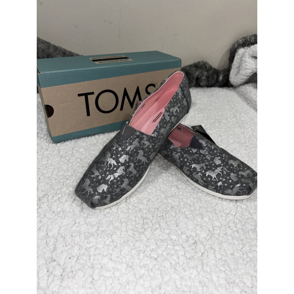 TOMS Womens 9 Drizzle Grey Foil Unicorns Alpargata Slip On Shoes NWT