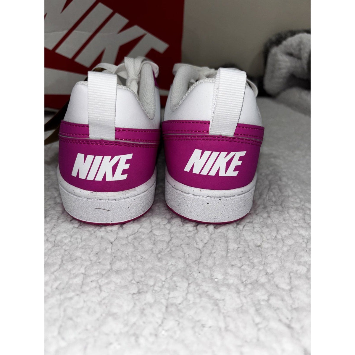 Nike Kids Youth 7Y White Fuchsia Low Top Sneakers Athletic Casual