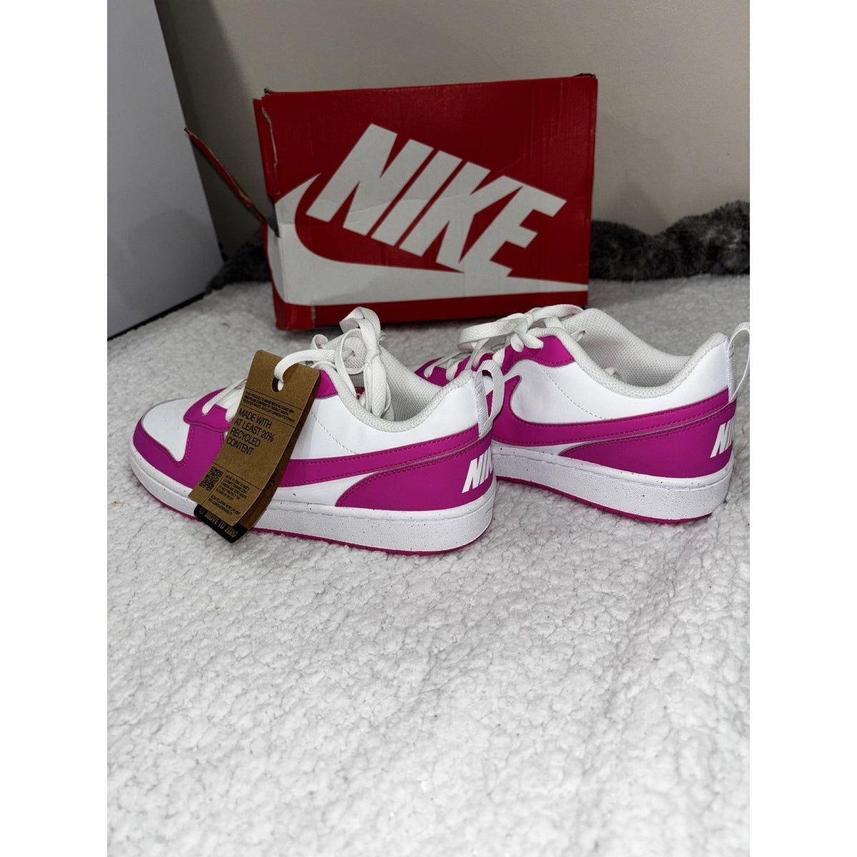 Nike Kids Youth 7Y White Fuchsia Low Top Sneakers Athletic Casual
