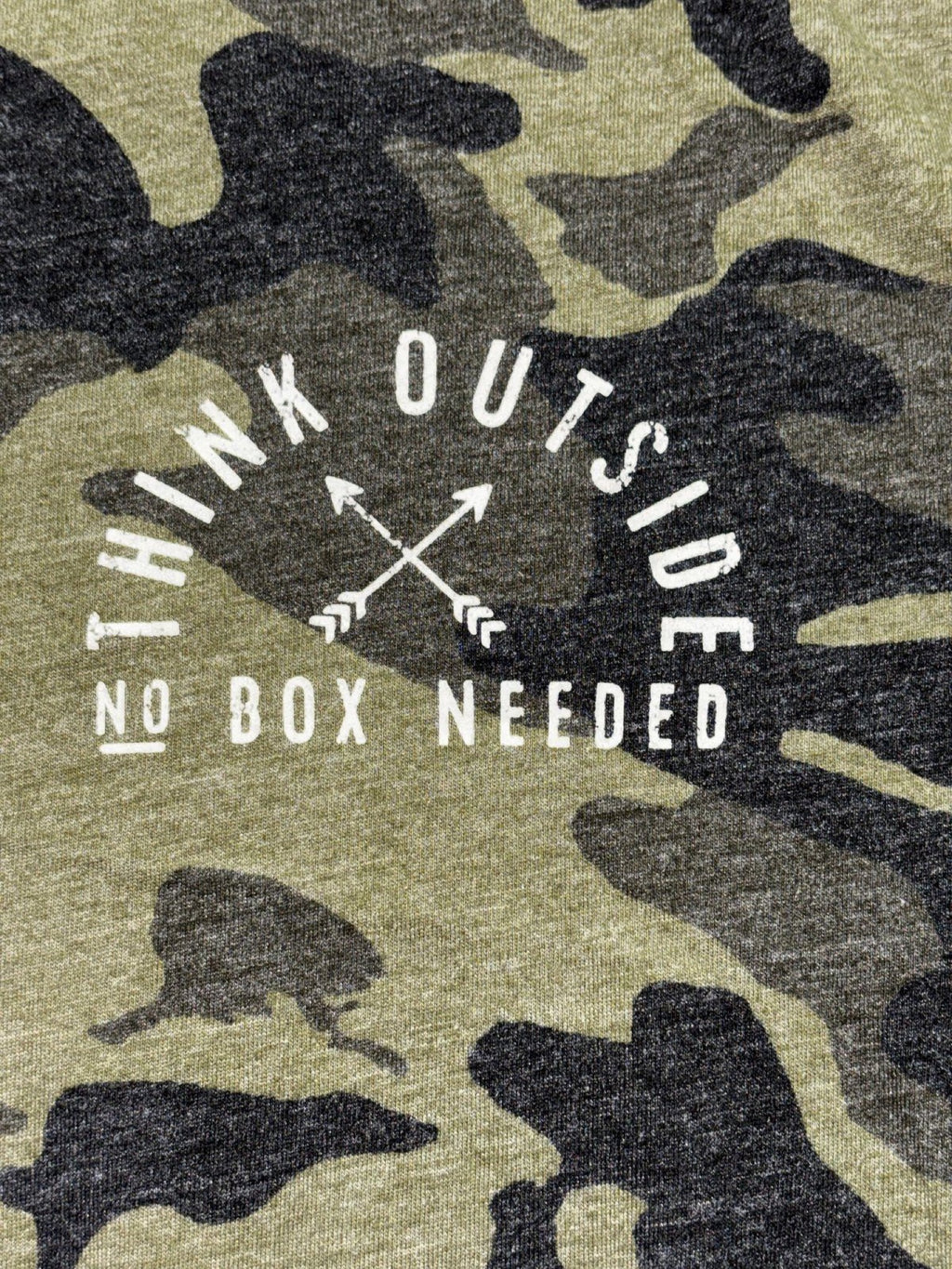 Aeropostale Mens M Olive Camo Long Sleeve Graphic Tee Casual