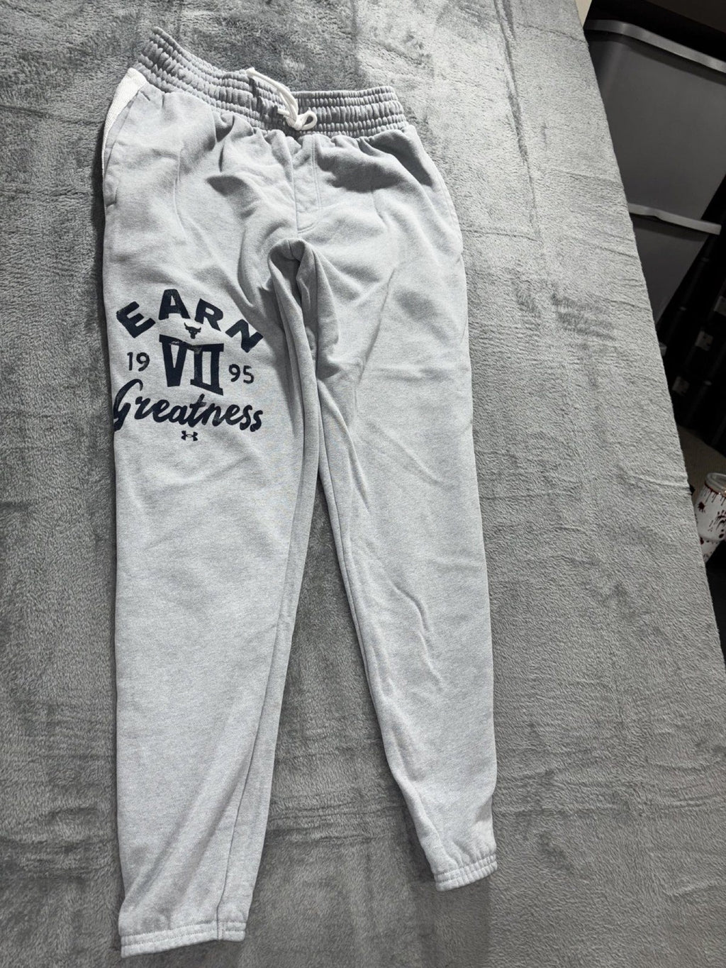 Under Armour Project Rock Mens MD/M/M Gray Earn Greatness Joggers Athleisure