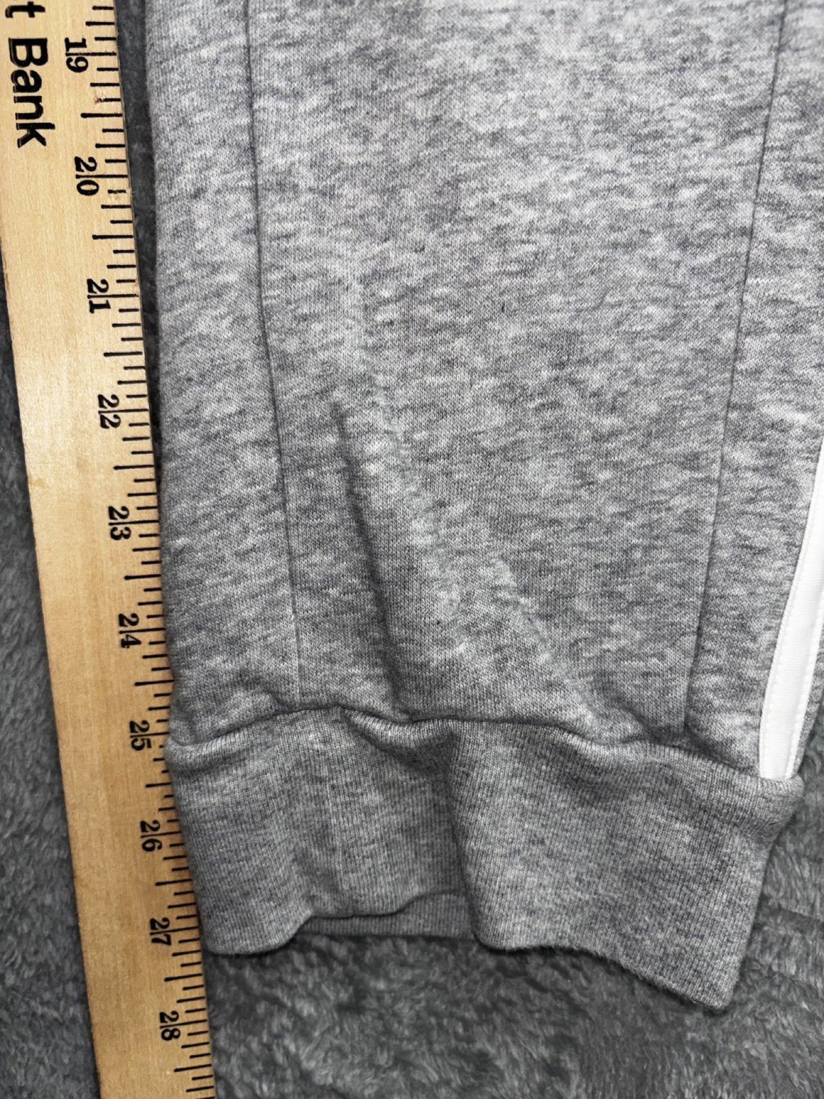 Adidas Mens M Heather Gray Three Stripe Jogger Sweatpants Athleisure