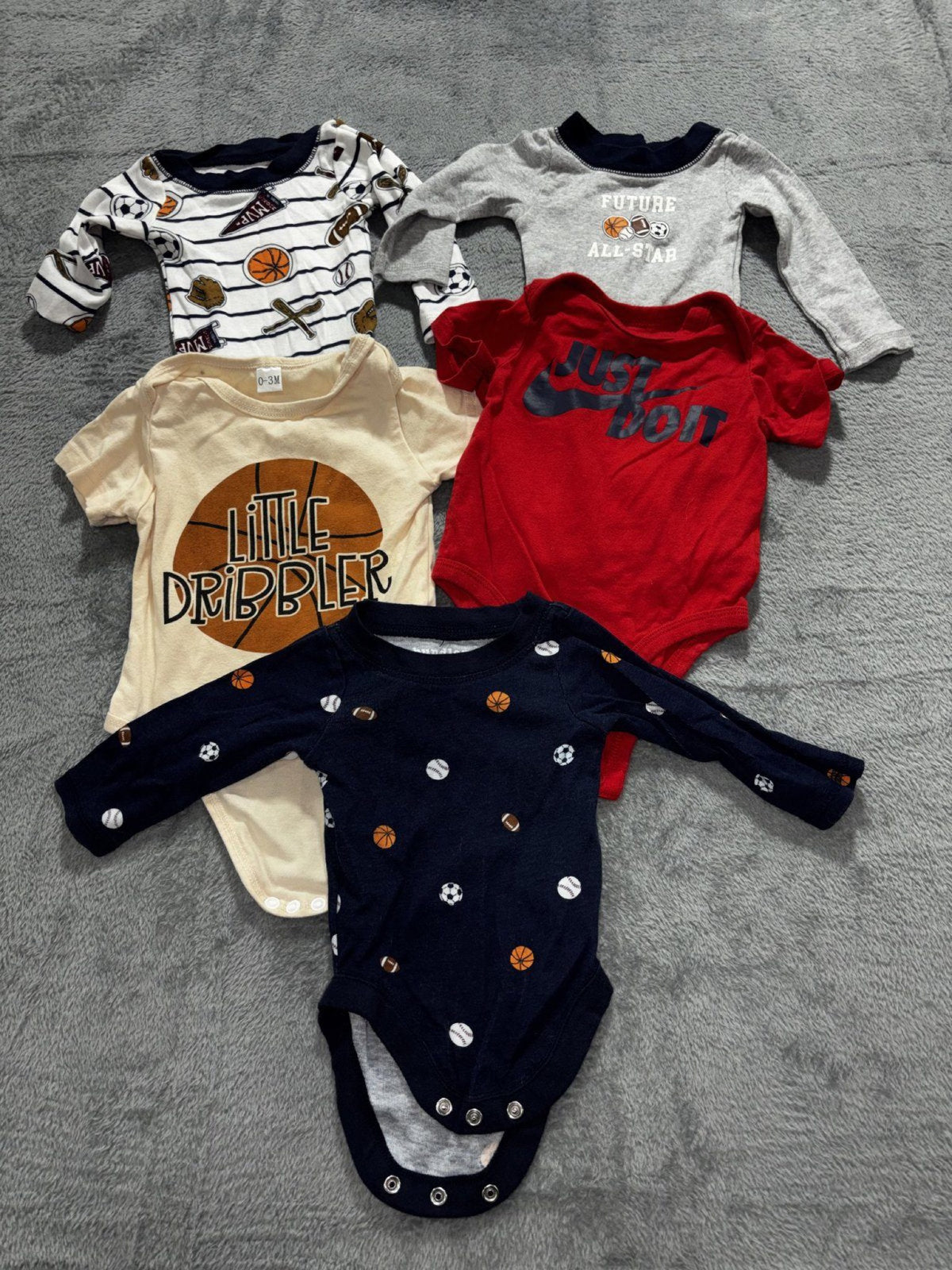 Nike Baby Boys 0-3M 5 Piece Bundle Sports Bodysuits Red Gray Navy Cream