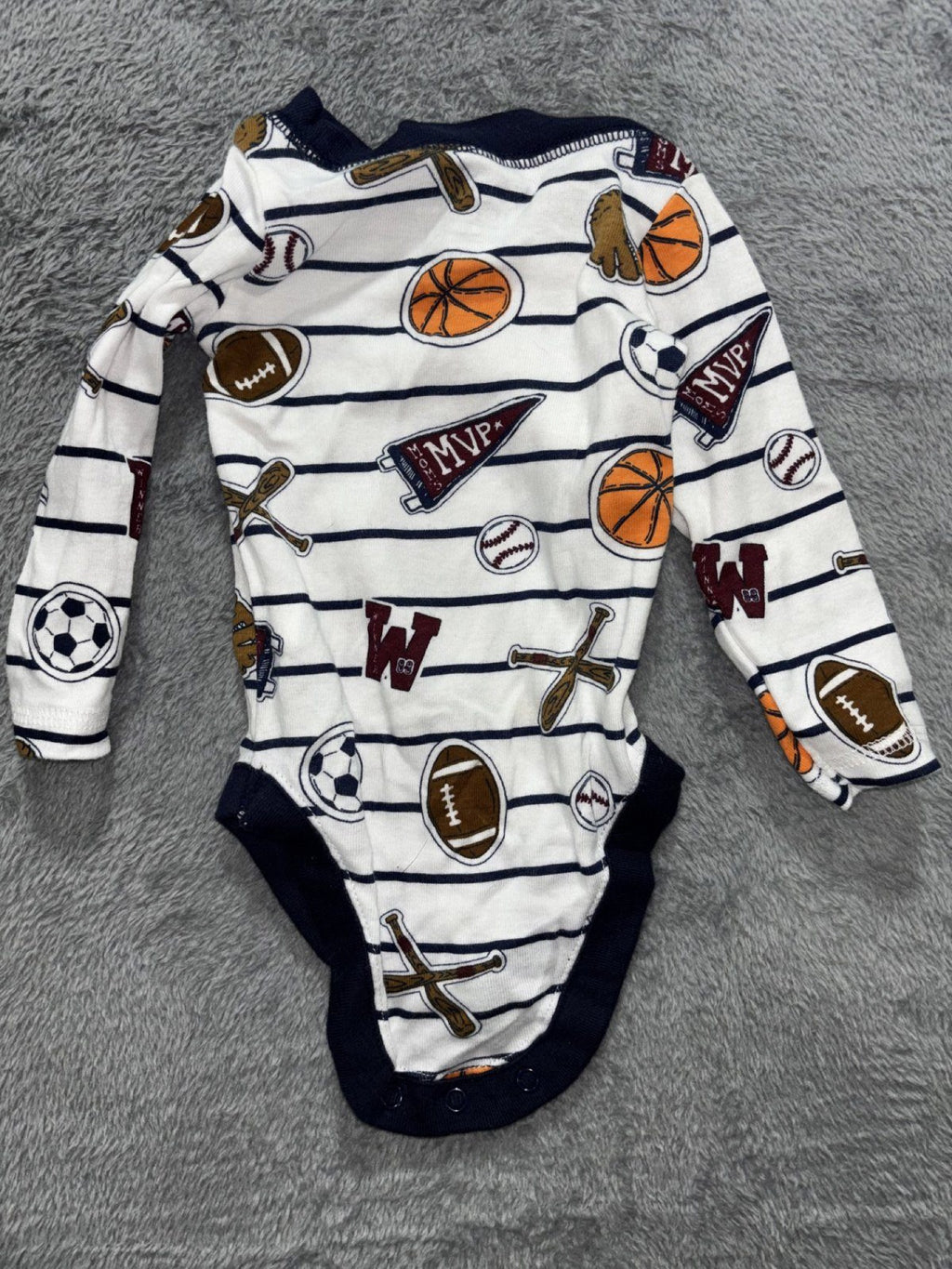 Nike Baby Boys 0-3M 5 Piece Bundle Sports Bodysuits Red Gray Navy Cream